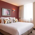 Les Jardins Du Marais Otel 4*