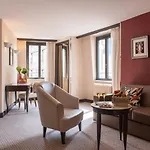 Les Jardins Du Marais Otel
