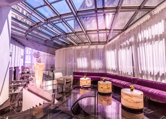 Les Jardins Du Marais Hotel 4*