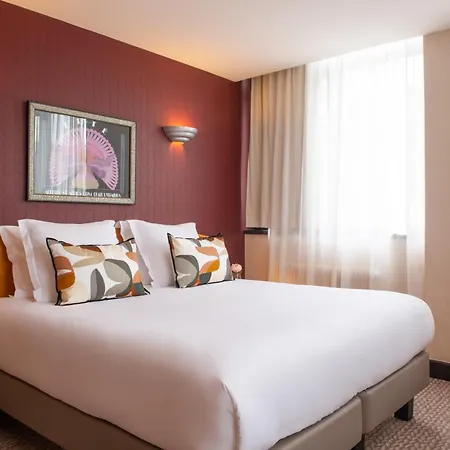 Les Jardins Du Marais Hotell 4*
