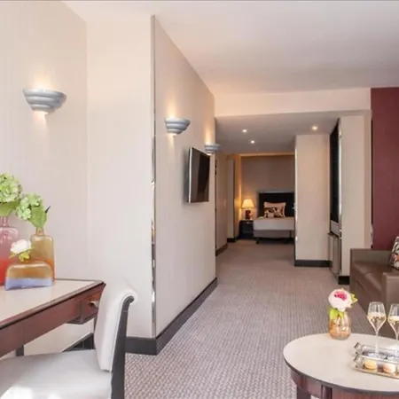 Hotell Les Jardins Du Marais