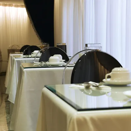 Les Jardins Du Marais Otel