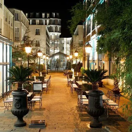 Hotel Les Jardins Du Marais 4*