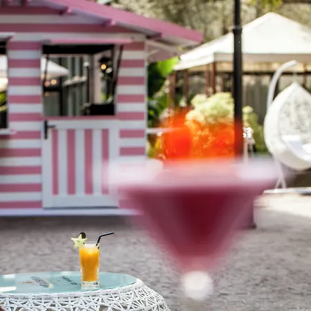 Les Jardins Du Marais Hotell