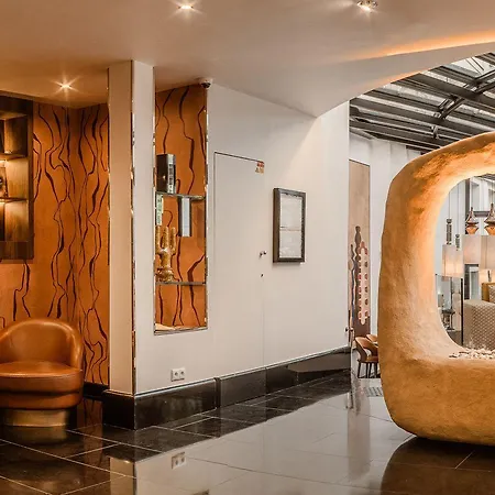 Les Jardins Du Marais Hotel 4*