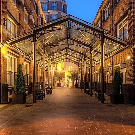 Les Jardins Du Marais 4* Párizs
