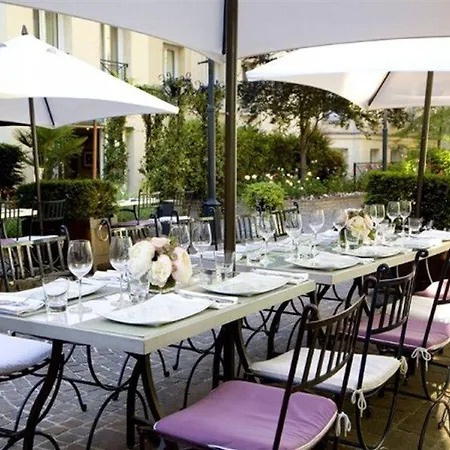 Les Jardins Du Marais Hotell Paris