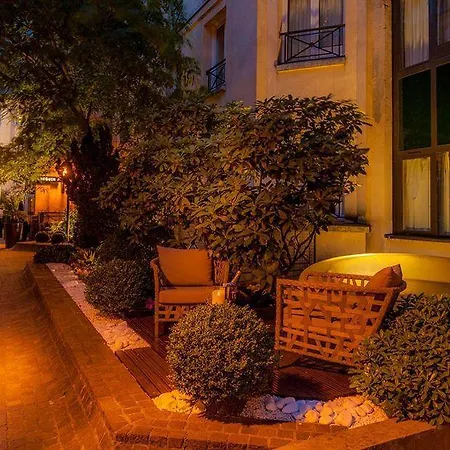 Les Jardins Du Marais Hotell Paris