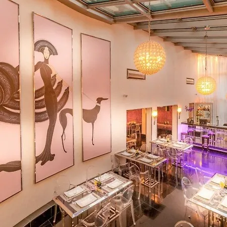Les Jardins Du Marais Hotell Paris