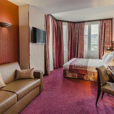 Les Jardins Du Marais Hotell 4*