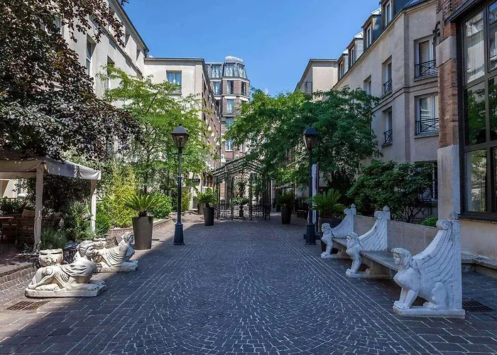 ホテル レ ジャルダン デュ マレ 4*