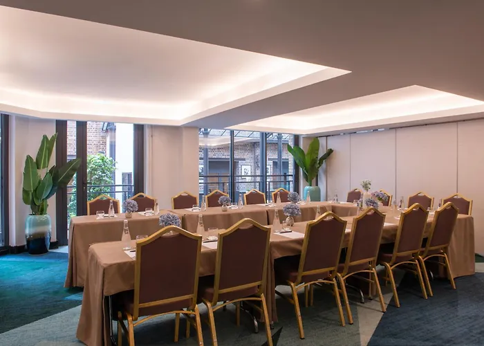 レ ジャルダン デュ マレ ホテル 4*