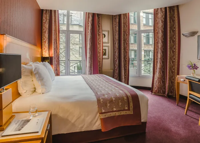 レ ジャルダン デュ マレ 4* パリ