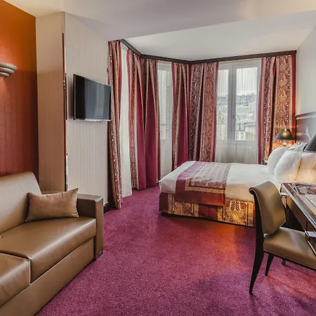 Hotel Les Jardins Du Marais 4*
