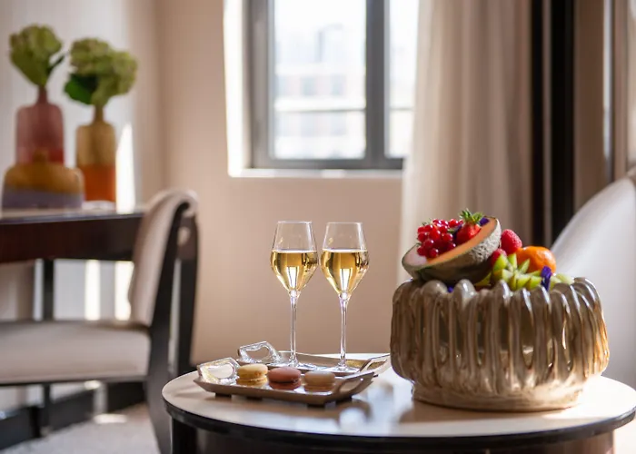 Les Jardins Du Marais Hotel 4*