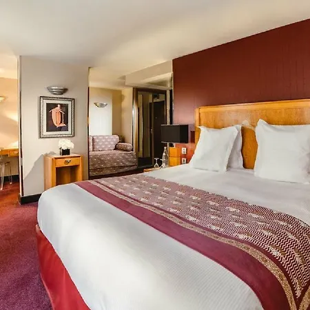 Les Jardins Du Marais Hotel